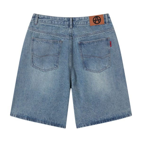 LOOSE DENIM SHORTS